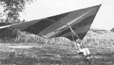 Hang glider : Baby ; Manufacturer : Noin