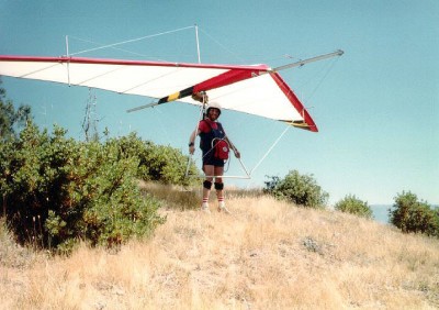 Hang glider : Boom Stratus ; Manufacturer : Stratus