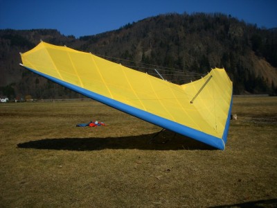 Hang glider  Contact