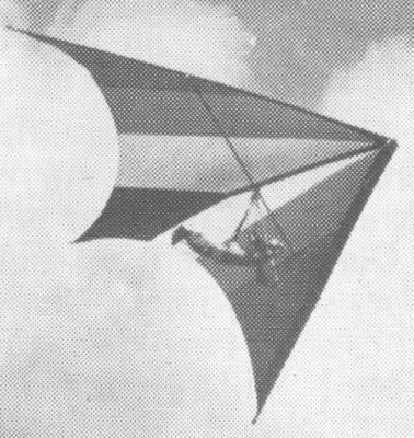 Hang glider : Electra ; Manufacturer : Danis