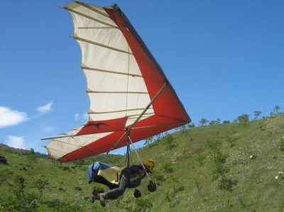 Hang glider : Mars ; Manufacturer : Moyes