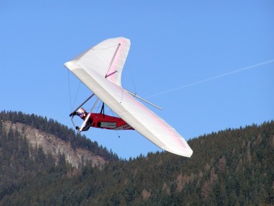 Hang glider : Spyder ; Manufacturer : Seedwings Europe