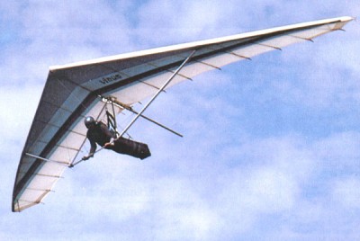 Hang glider : Virus ; Manufacturer : Altiss