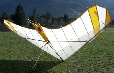 Hang glider : Vulcan ; Manufacturer : Hiway Hang Gliders