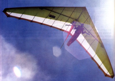 Hang glider : Magic 4 ; Manufacturer : Airwave