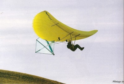 Hang glider : Woopy Fly ; Manufacturer : Salsa / Kalbermatten Laurent